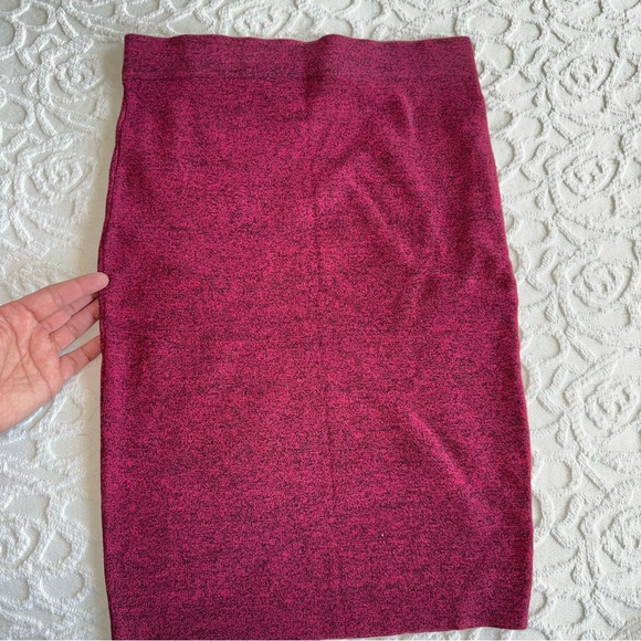 LuLu's NWOT 2 Piece Sweater Pencil Skirt Set - Picture 10 of 11